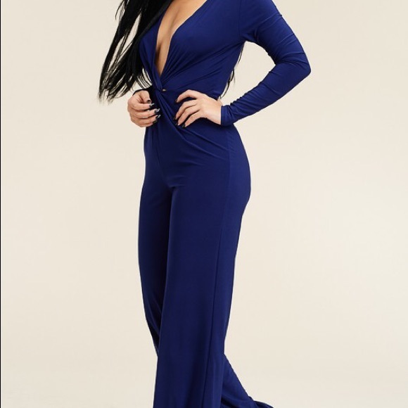 *New* Deep V Jumpsuit - Picture 4 of 5